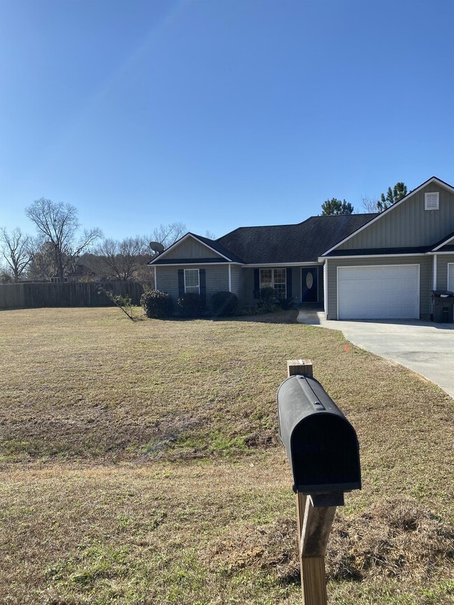 Building Photo - 26 Mill Pond Pl