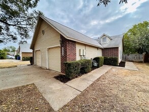 Building Photo - 9317 Kempler Dr