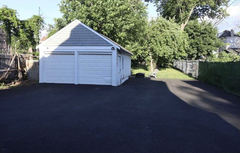 Building Photo - 108 N Oraton Pkwy