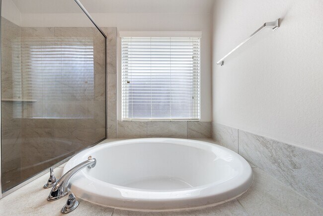 Building Photo - 357 Capriccio Ln