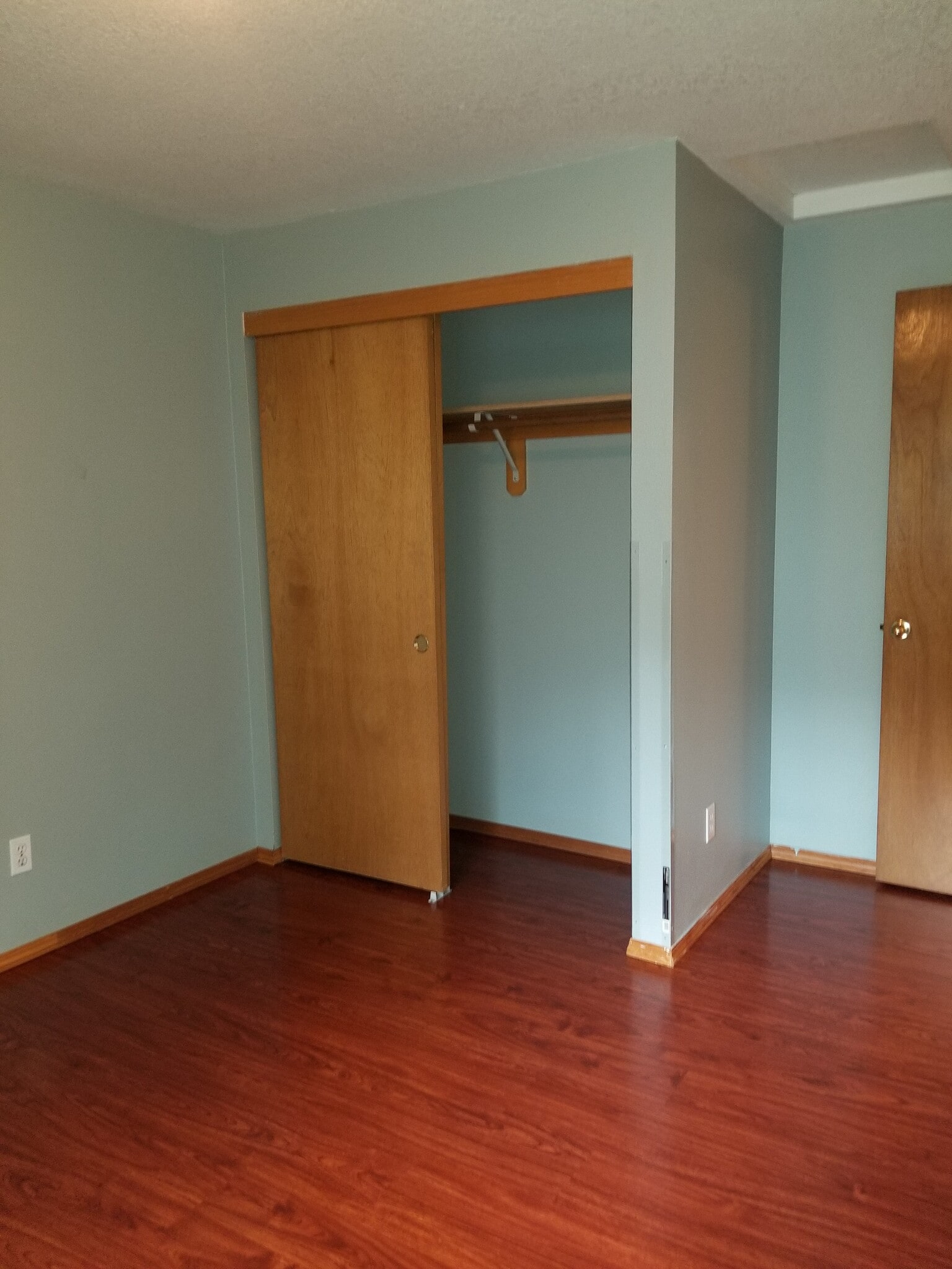 Master room - 3933 SW Pinewood Way