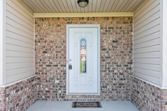 Building Photo - 579 Regency Cir