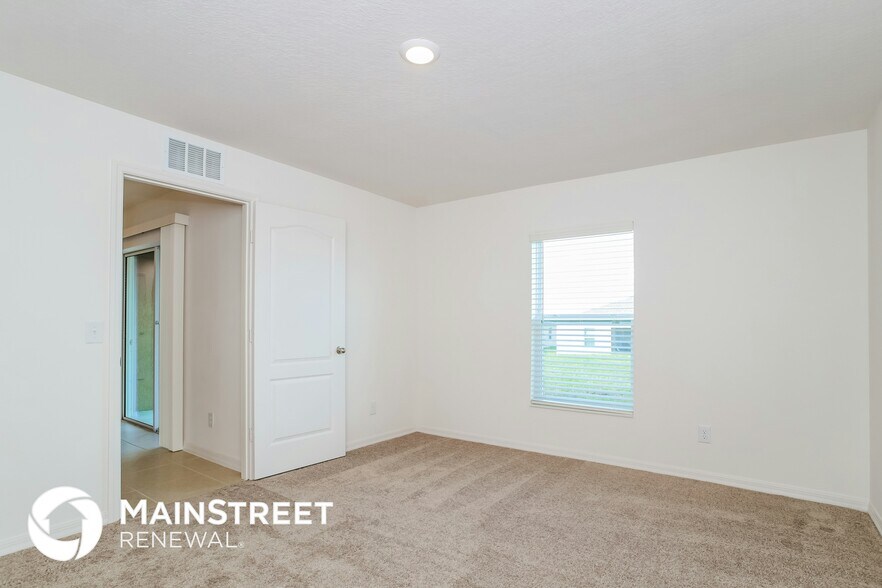 Building Photo - 1740 Canaan Lp