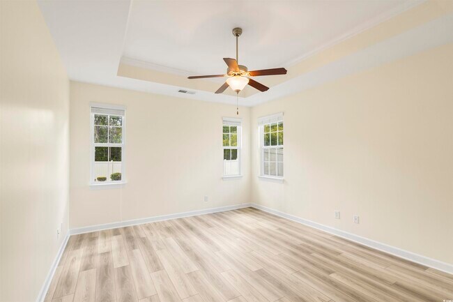 Building Photo - 3284 Saddlewood Cir