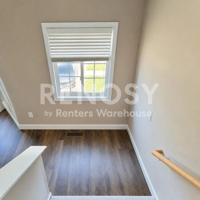 Building Photo - 2BD/2BA Townhome in Ramsey Available Now!