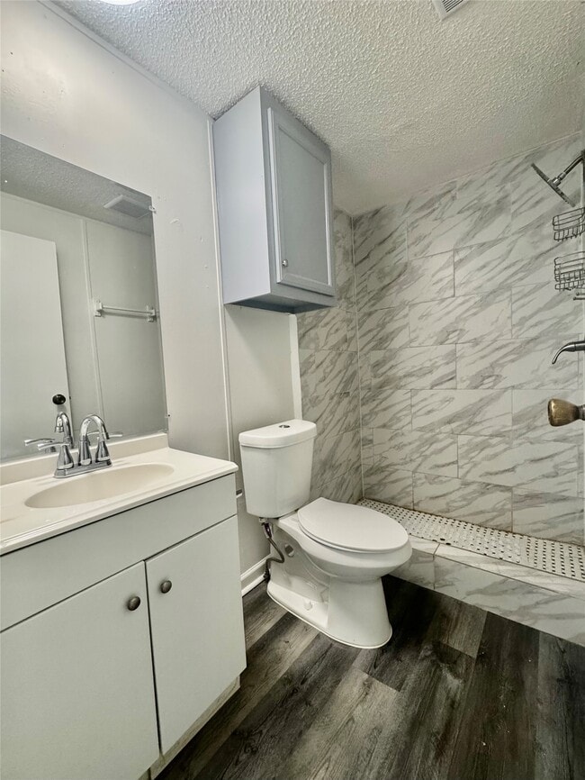 Building Photo - 1007 Spooner St