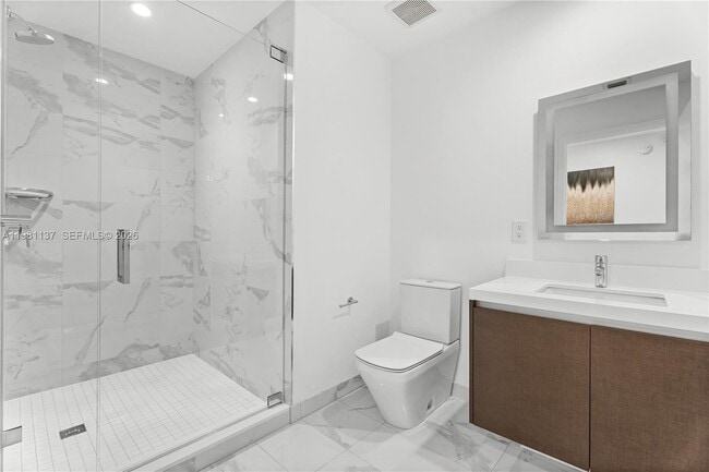 Building Photo - 851 NE 1st Ave