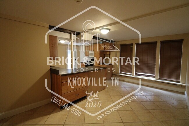 Building Photo - 1400 Mt Vista Dr