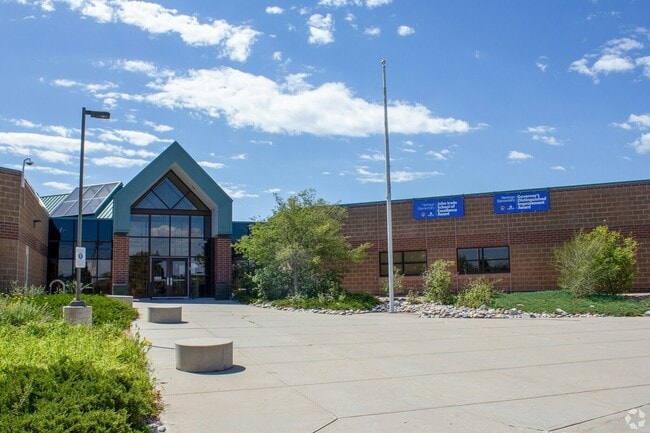 Building Photo - 10237 Willowbridge Way