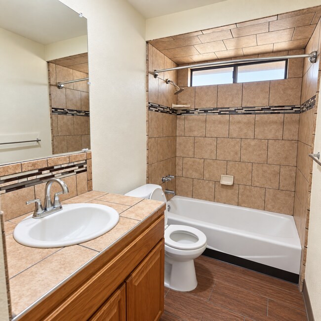 Building Photo - 8516 Haupt Ave