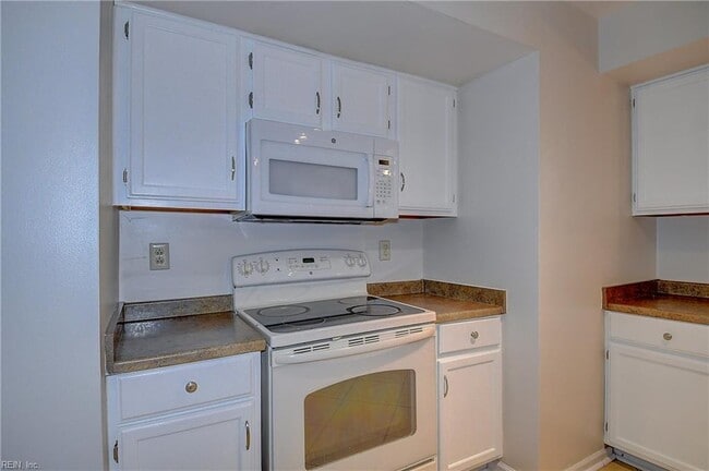 Building Photo - 4269 Grove Ct