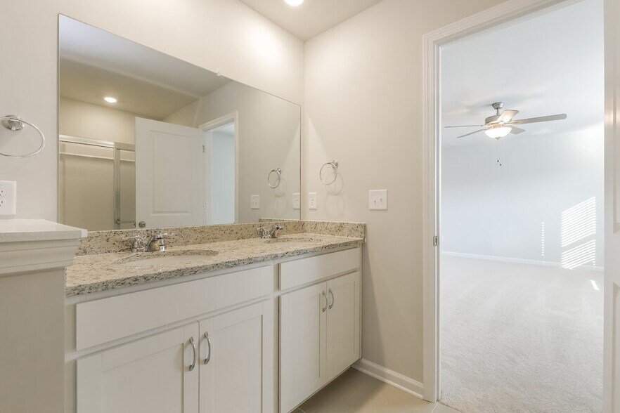 Building Photo - 3174 Bronte Ct