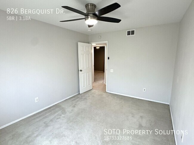 Building Photo - 826 Bergquist Dr