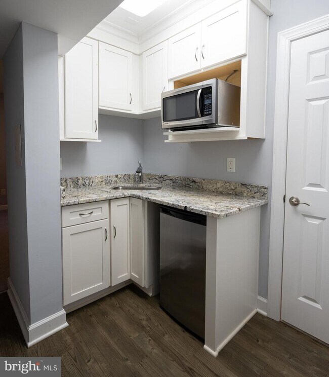 Building Photo - 4809 Piney Branch Rd