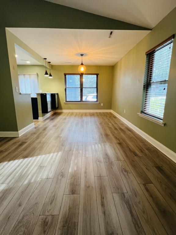 Building Photo - 1002 Timber Creek Dr