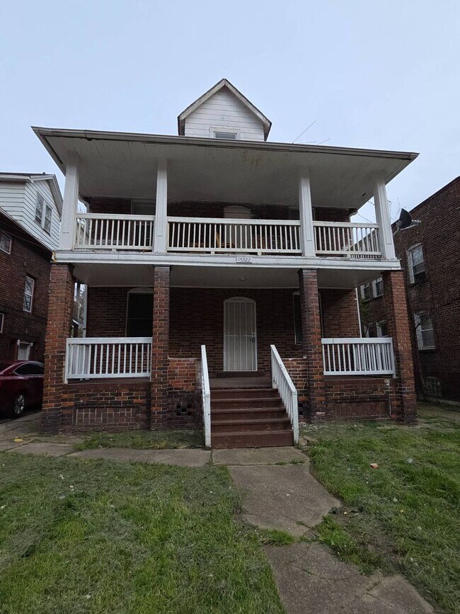 Building Photo - 15322 Yorick Ave