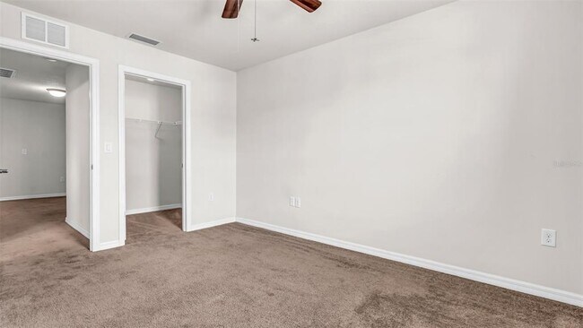 Building Photo - 9153 Hillcroft Dr