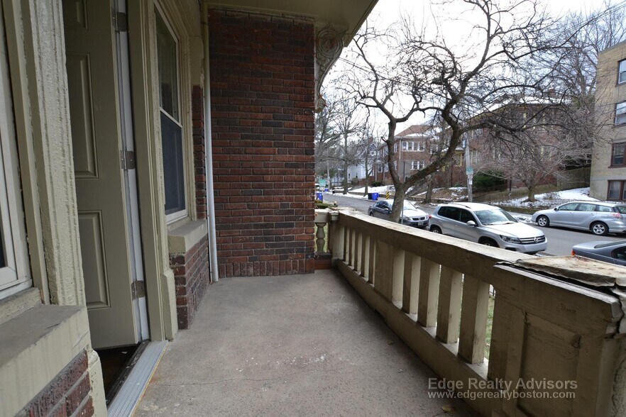 Building Photo - 241 Winchester St