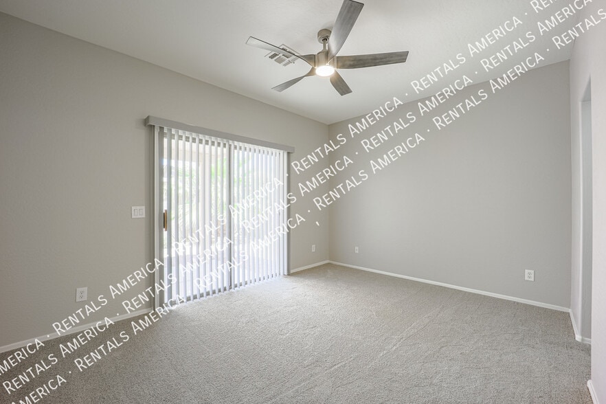 Building Photo - 2738 E Indian Wells Pl