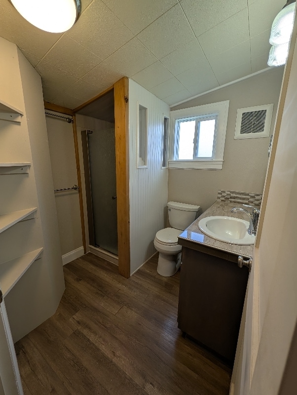 Building Photo - 12995 NE Carl Rd