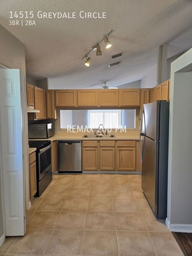 Building Photo - 14515 Greydale Cir