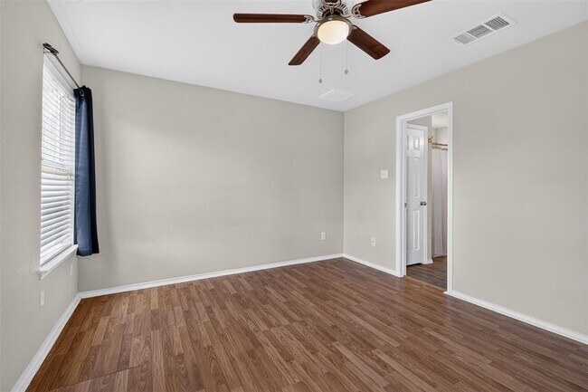 Building Photo - 313 Wimberley St