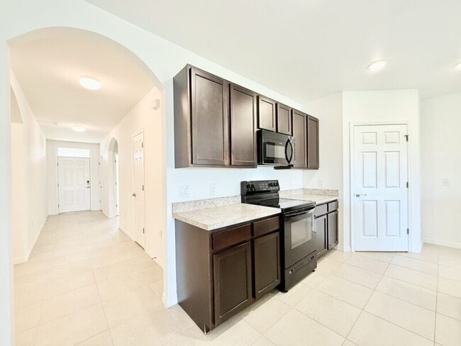 Building Photo - 3422 Cancun Ct
