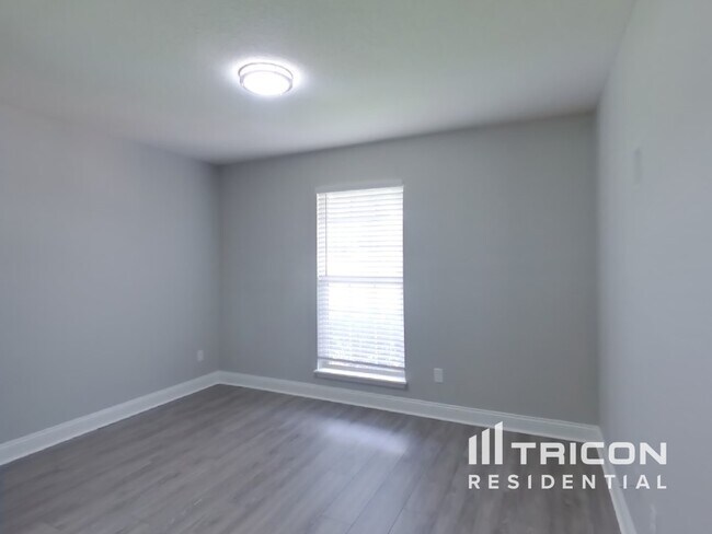 Building Photo - 2320 Bur Oak Place