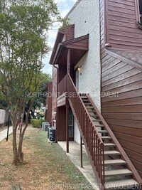 Building Photo - 1BR/1.5BA w/ Fireplace • Balcony • Pool Access in San Antonio