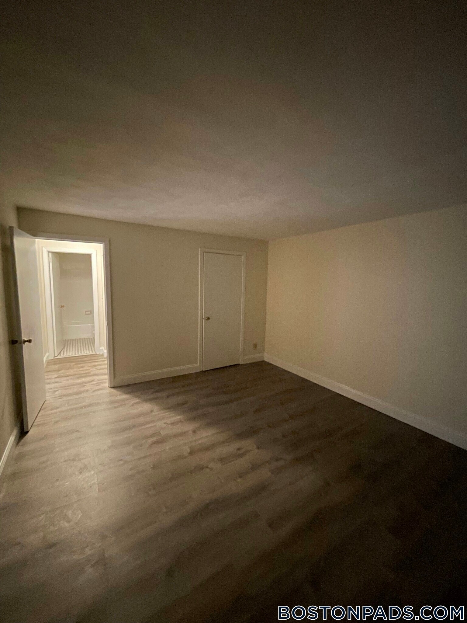 Building Photo - 245 Main St