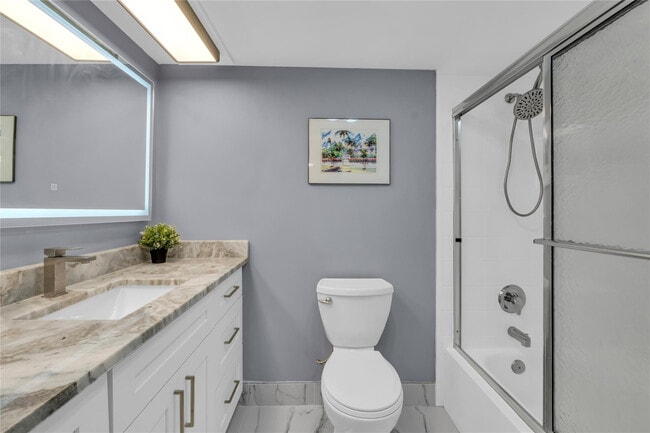 Building Photo - 3001 S Course Dr