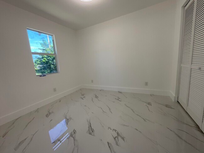 Building Photo - 700 Tallapoosa St