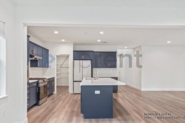 Building Photo - 4203 Randa Wy