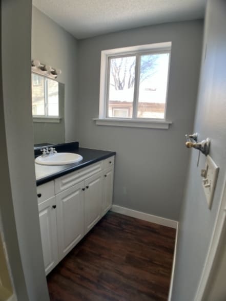 Building Photo - 501 N 7th St