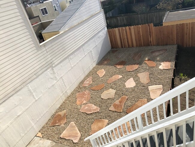 Building Photo - 2233 Taraval St