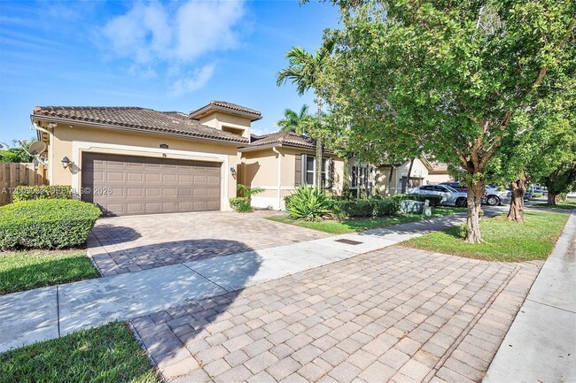 Building Photo - 25280 SW 119th Ave