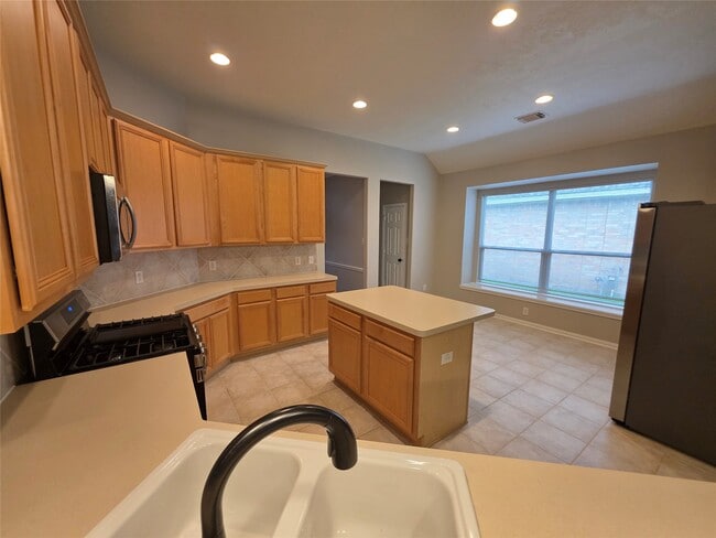 Building Photo - 536 Mannington Ln