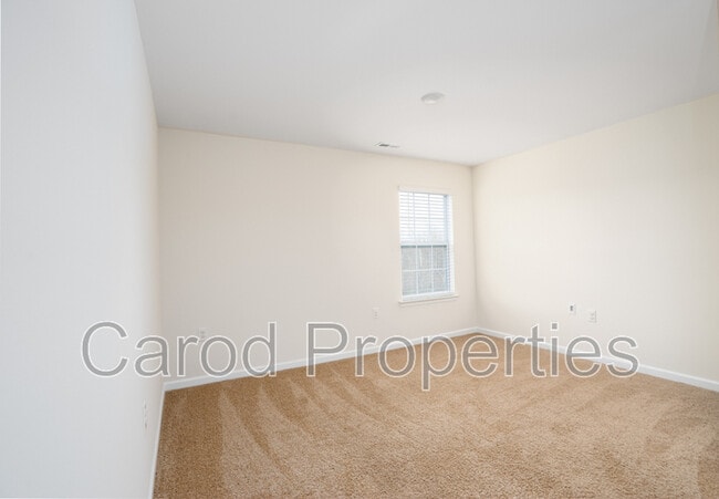 Building Photo - 5015 Concho Rd