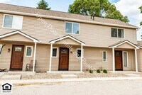 Building Photo - 15018 Tally Ho Dr