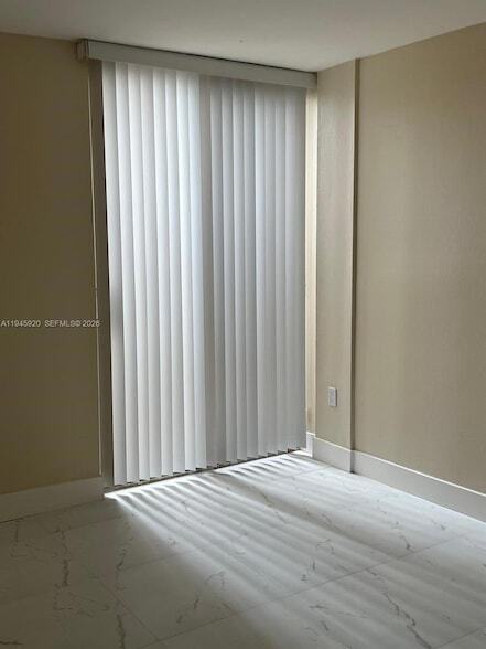 Building Photo - 10801 SW 109th Ct