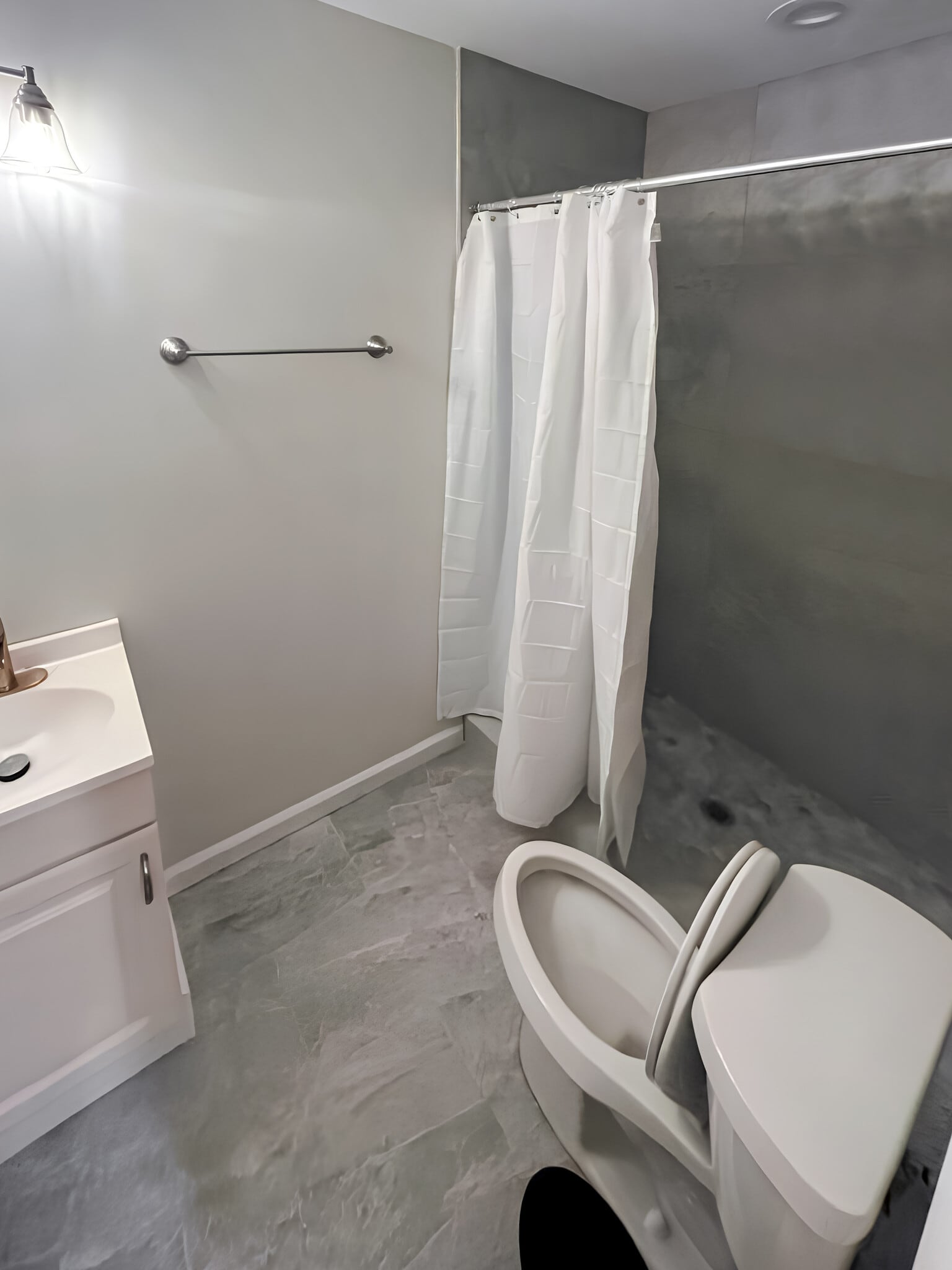 Building Photo - 1346 Eason St NW