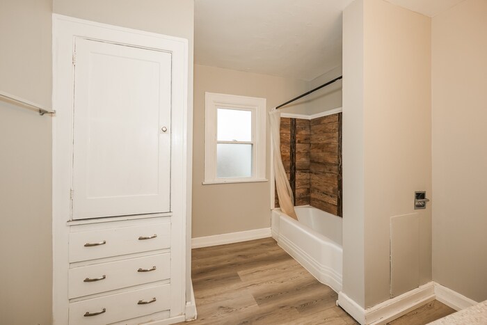 Building Photo - 3638 Ludgate Rd