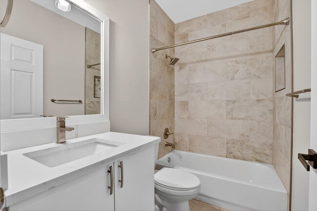 Building Photo - 851 NW 42nd Pl