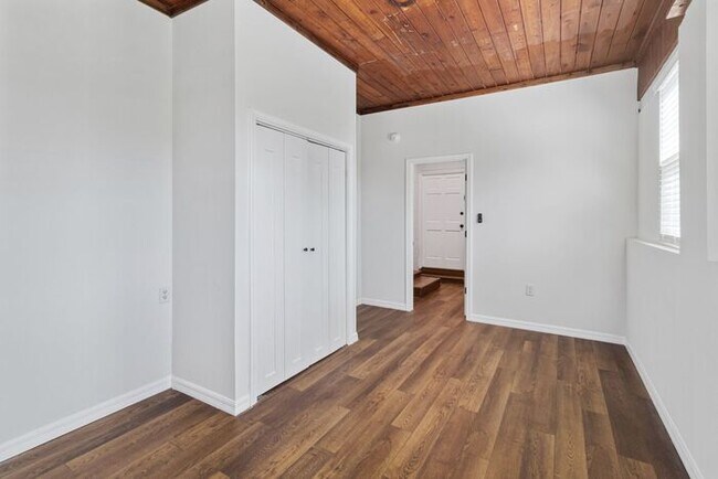 Building Photo - Charming Dade City Home for Lease!
