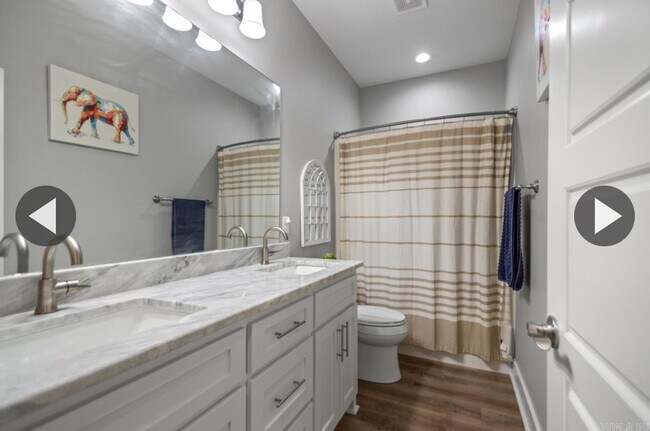 Building Photo - Gorgeous Home in Sherwood