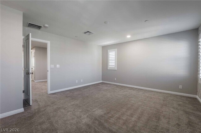 Building Photo - 5378 Silver Branch Ave