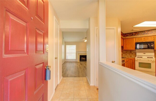 Building Photo - 11810 Stone Bridge Dr