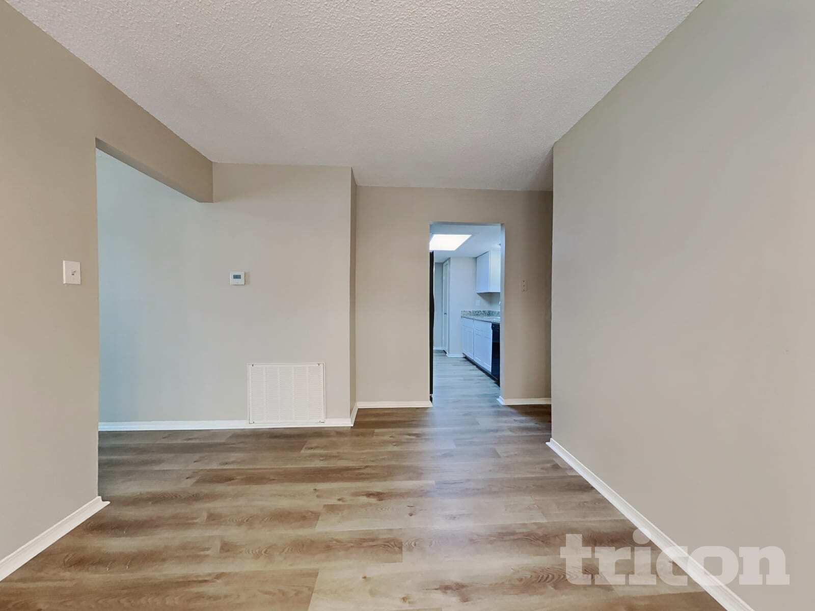 Building Photo - 3227 Rockdale Dr