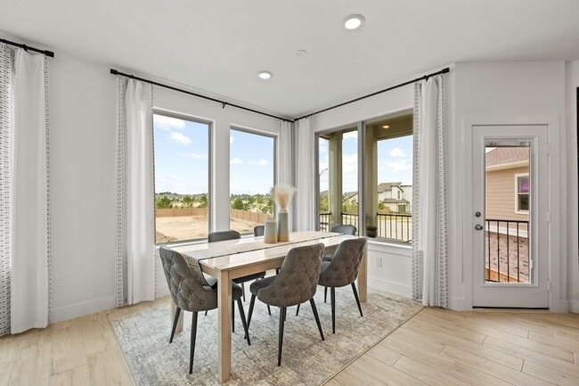 Building Photo - 7630 Redbud Orch Rd