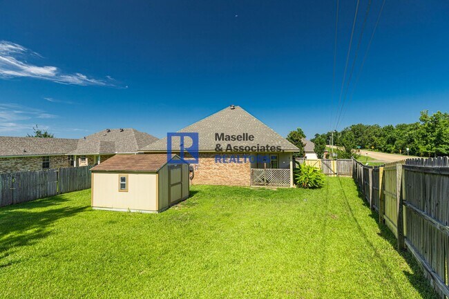 Building Photo - 3 Bed/2 Bath Home in Reservoir East of Brandon